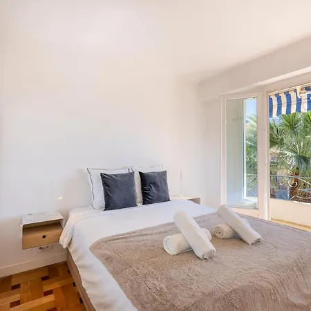 2-bedroom With Sea View & Ac, Apartment Villefranche-sur-Mer